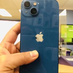 iPhone 13 128gb unlocked sold with store warranty 