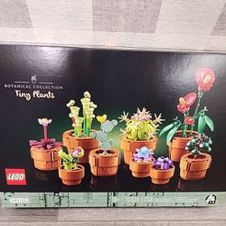 Lego Tiny Plants New Sealed Box 