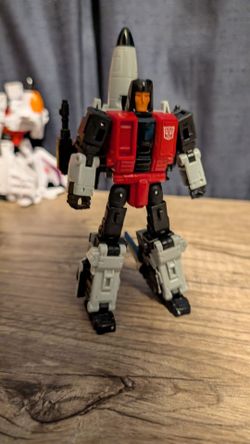 Transformers Age of the Primes Skydive