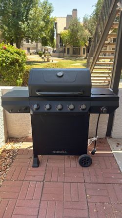 Nexgrill 5-Burner Liquid Propane Gas Grill in Graphite Black