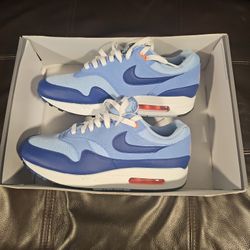 Airmax Size 9.5 Excellent Condition 
