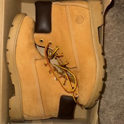TIMBERLAND BOOTS