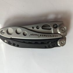 Leatherman Freestyle 