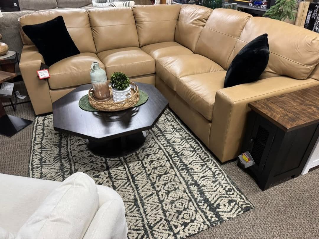AP🎊$49 Down Payment For Financing👉 Almost Caramel Leather L Shaped Sectional Couch
