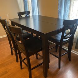 Dining Set (8 Chairs + Table Extension to make larger)