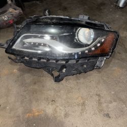 2009-2012 Audi b8 A4 S4 OEM Driver Headlight Complete 