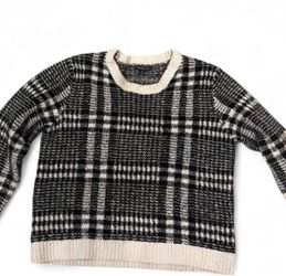 Dynamite Plaid Knit Crewneck Sweater