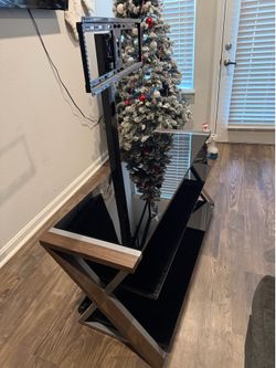 3 in 1 tv stand up to 70” read description