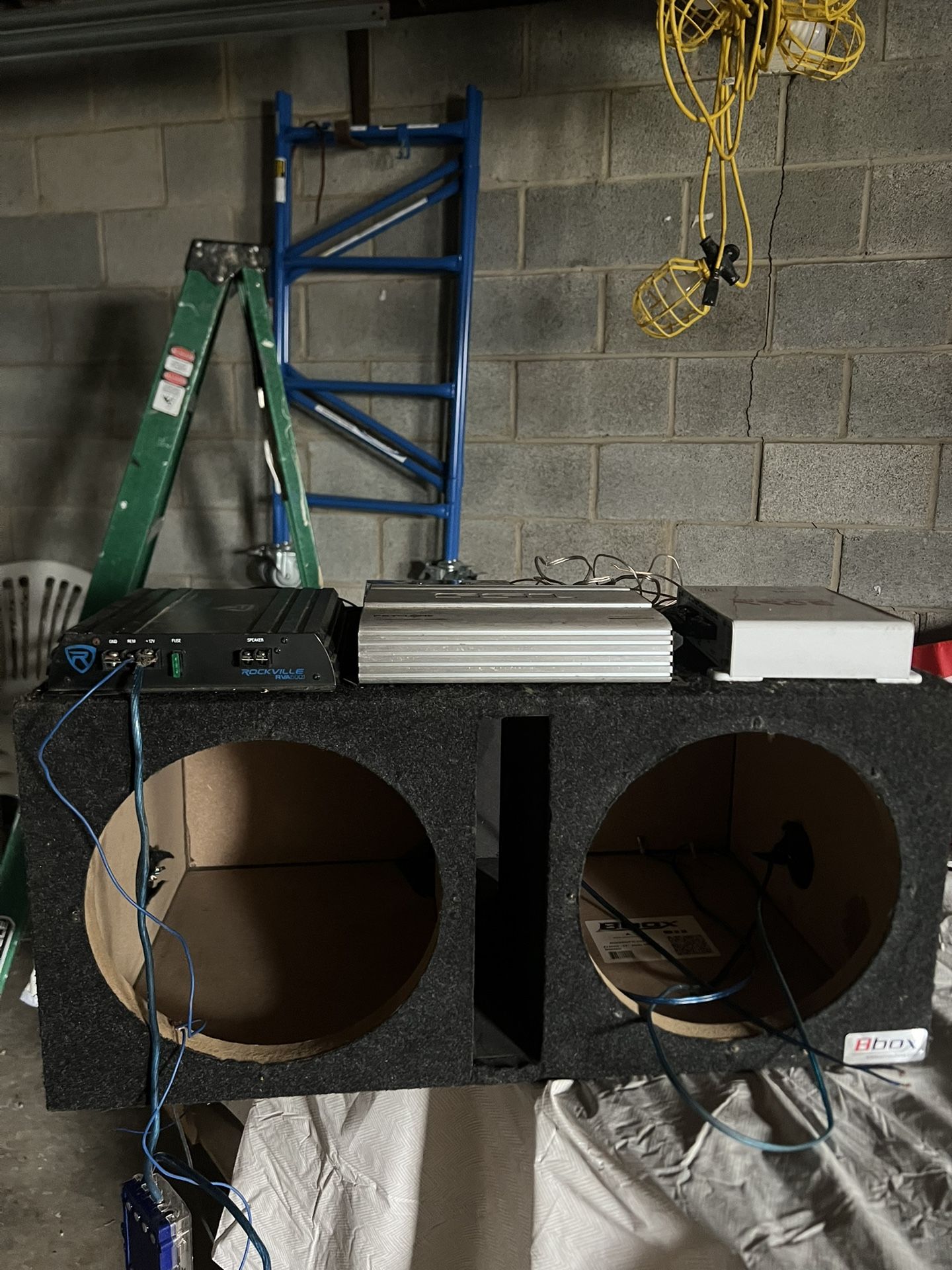 Sub Box & AMPS