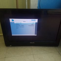32 inch wall tv no stand 