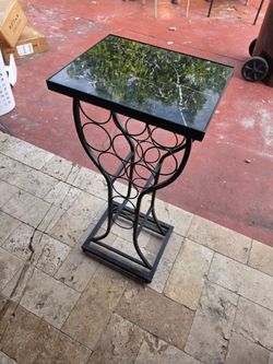 Portabotellas or wine holder