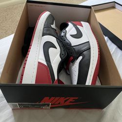Brand New Jordan 1 Low “Black Toe” Size 9