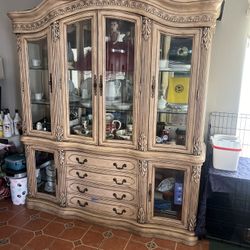 Dining set table with hutch 