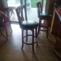 2 Swivel Bar Stools Or Island Stools 