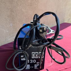 INFINITY WELDER LIKE NEW 130 MIG 110 Volts 