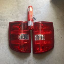 07-13 Chevy Tail Lights