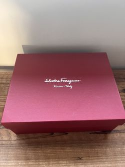 Salvadore Feragammo Box