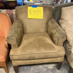 Accent chair