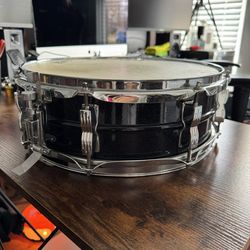 Ludwig 14” Steel Snare Drum