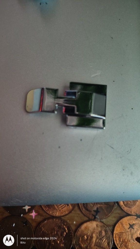 Butterick Eb6100 Clip On Zip / Zipper Foot