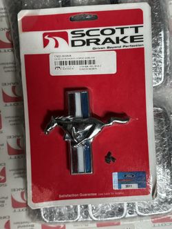 Classics Fender Emblem Running Horse Pin-On Driver Side Mustang 64-66