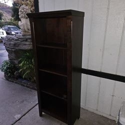 bookcase 