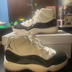 JORDAN 11 NEAPOLITAN