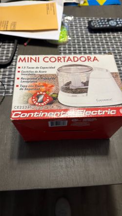 Continental Electric Mini Food Chopper CE22361