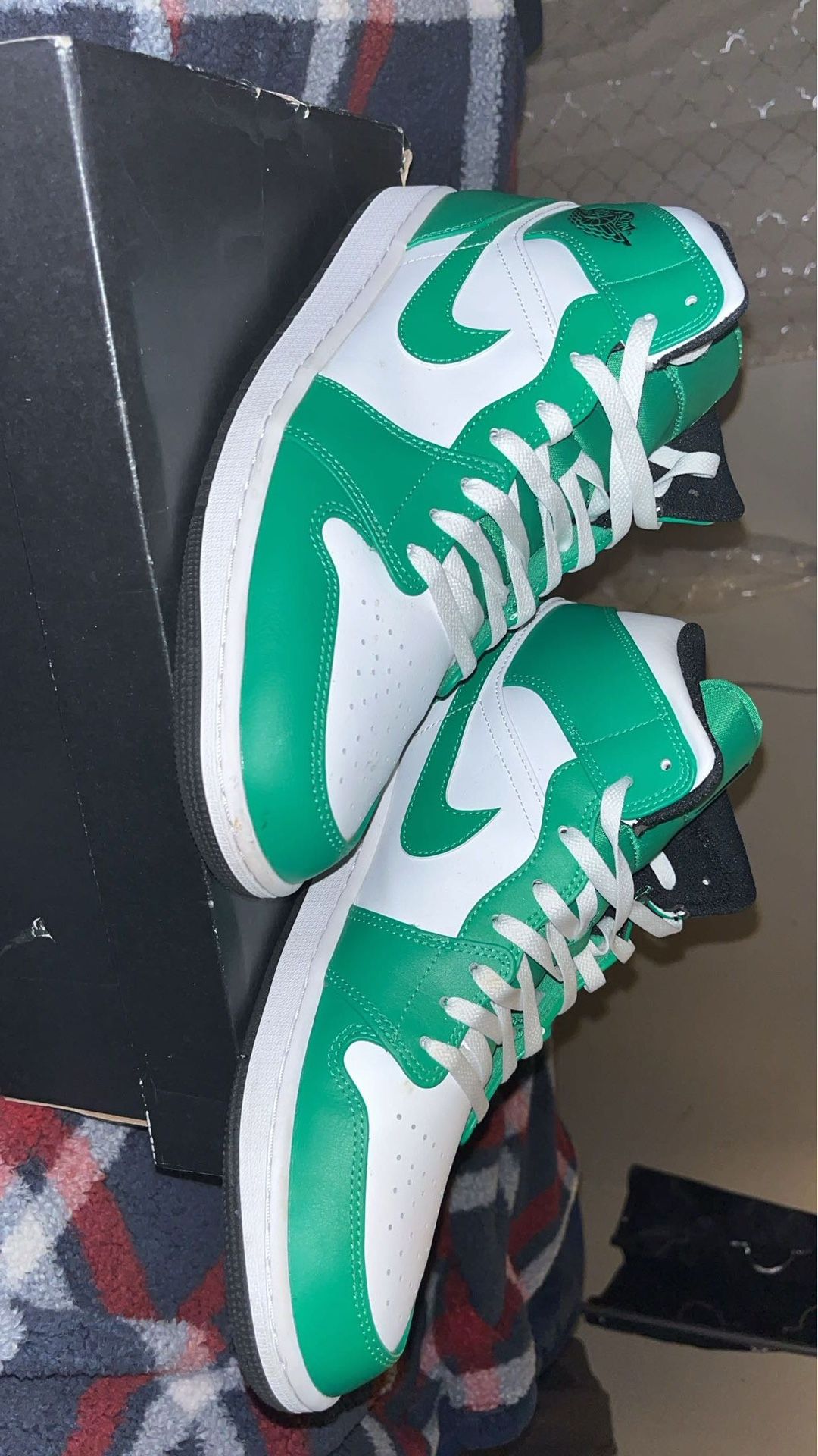 Nike Air Jordan 1 Mid Shoes Lucky Green White Black DQ8426-301 Men's Size 13