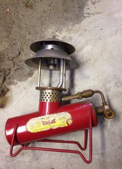Antique propane lantern it works