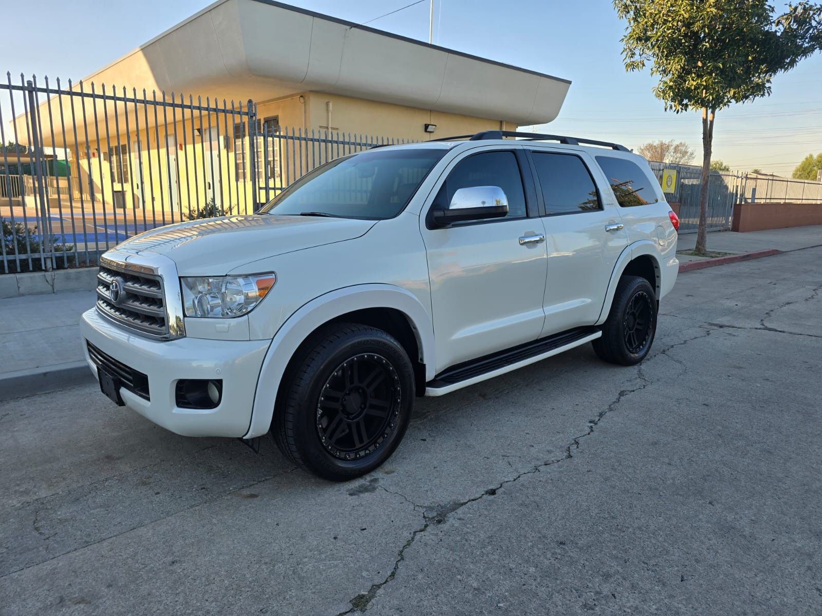 2014 Toyota Sequoia