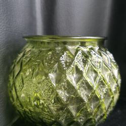 Vintage Avocado Green Glass Flower Vase With Diamond Pattern