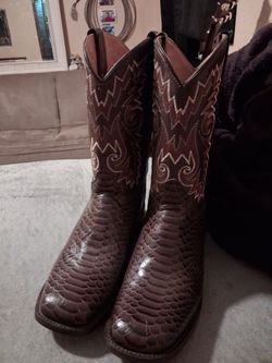 Arkansas Boots about a size 9 or 9.5