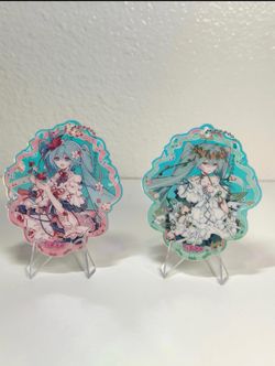 ✨New Hatsune Miku Acrylic Keychains Set Of 2 (B)