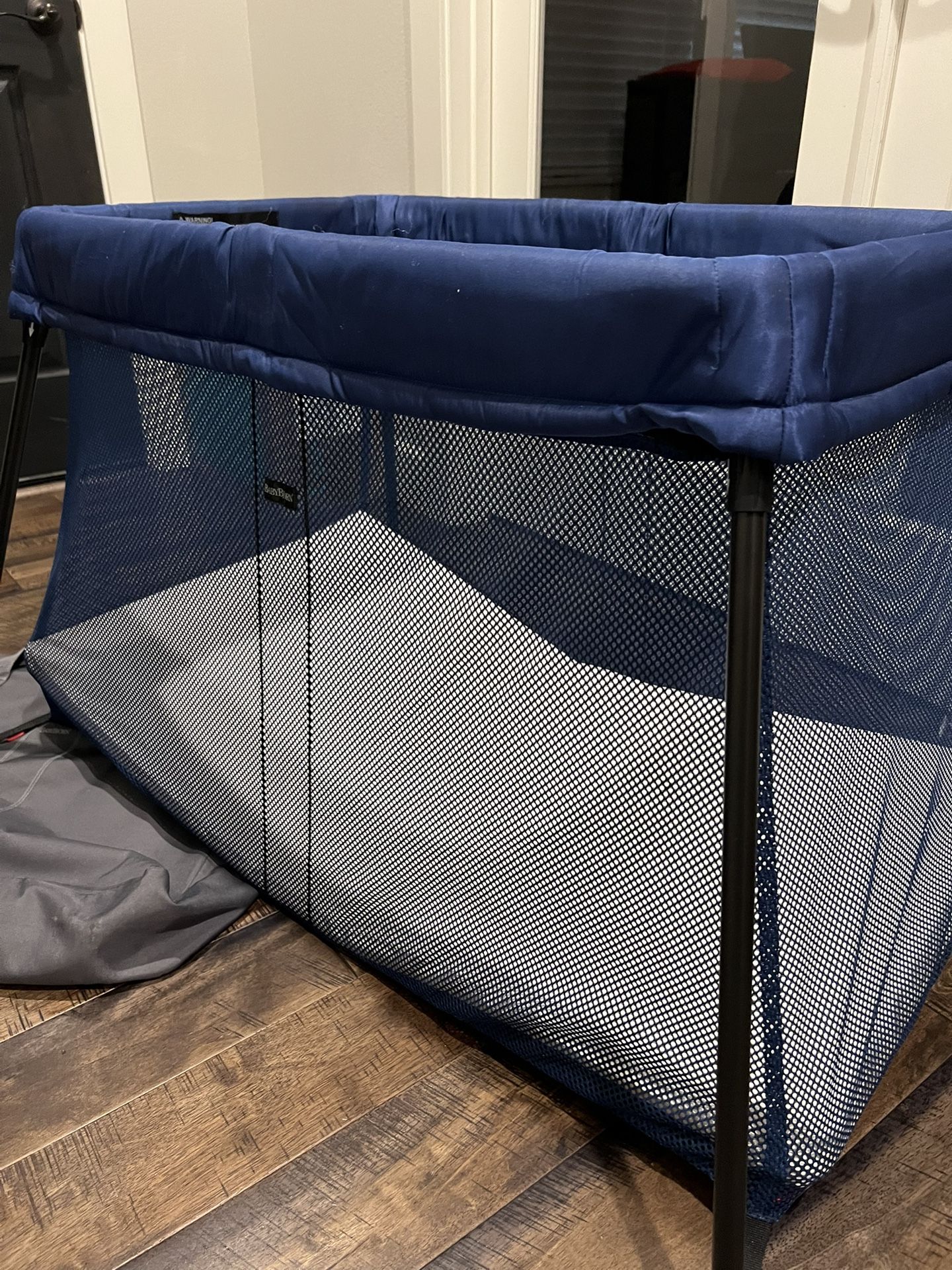 Baby Bjorn Travel Crib 