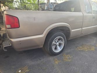 1997 S10 For PARTS.. 4.3L V6 4x2 Short Bed En PARTES