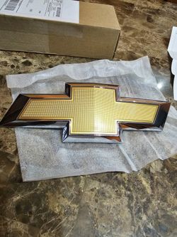 Chevrolet Silverado Gold "Bowtie" Emblem For Grille