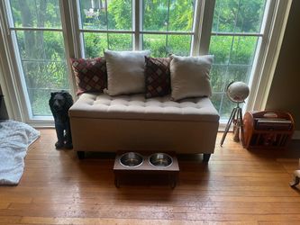 Beige Tufted Fabric Ottoman with storage
