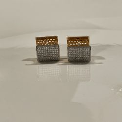 earrings with zircon