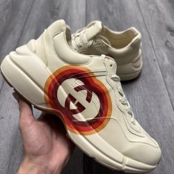 Gucci Shoes Size 11M