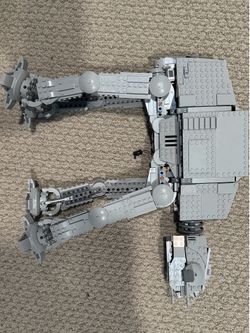 Lego Star Wars AT-AT 75288 complete with minifigs and instructions