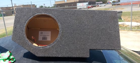 Doge 10" Single Subwoofer Inclosure
