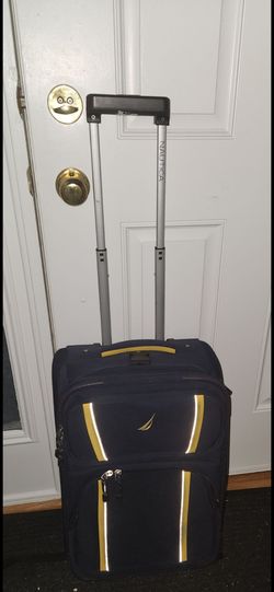 Carry On Size. Nautica 28" Expandable Spinner Luggage Bag Suitcase.