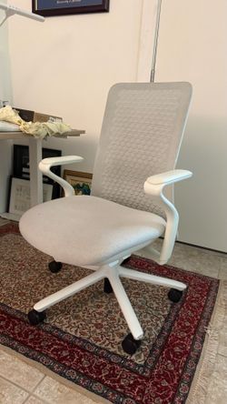 Vitra Ergonomic Office Chair | Modern White Desk Chair | Mesh Back | Adjustable Swivel Task Chair | Home Office