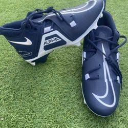 Nike Alpha Menace Pro 3 Football Derrick Henry PE DM1788-400 M Sz 11 New NO BOX