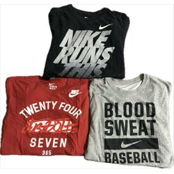 Men’s Nike T Shirts (L)