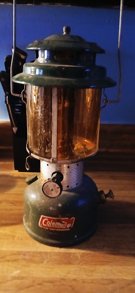 Vintage Coleman Lantern