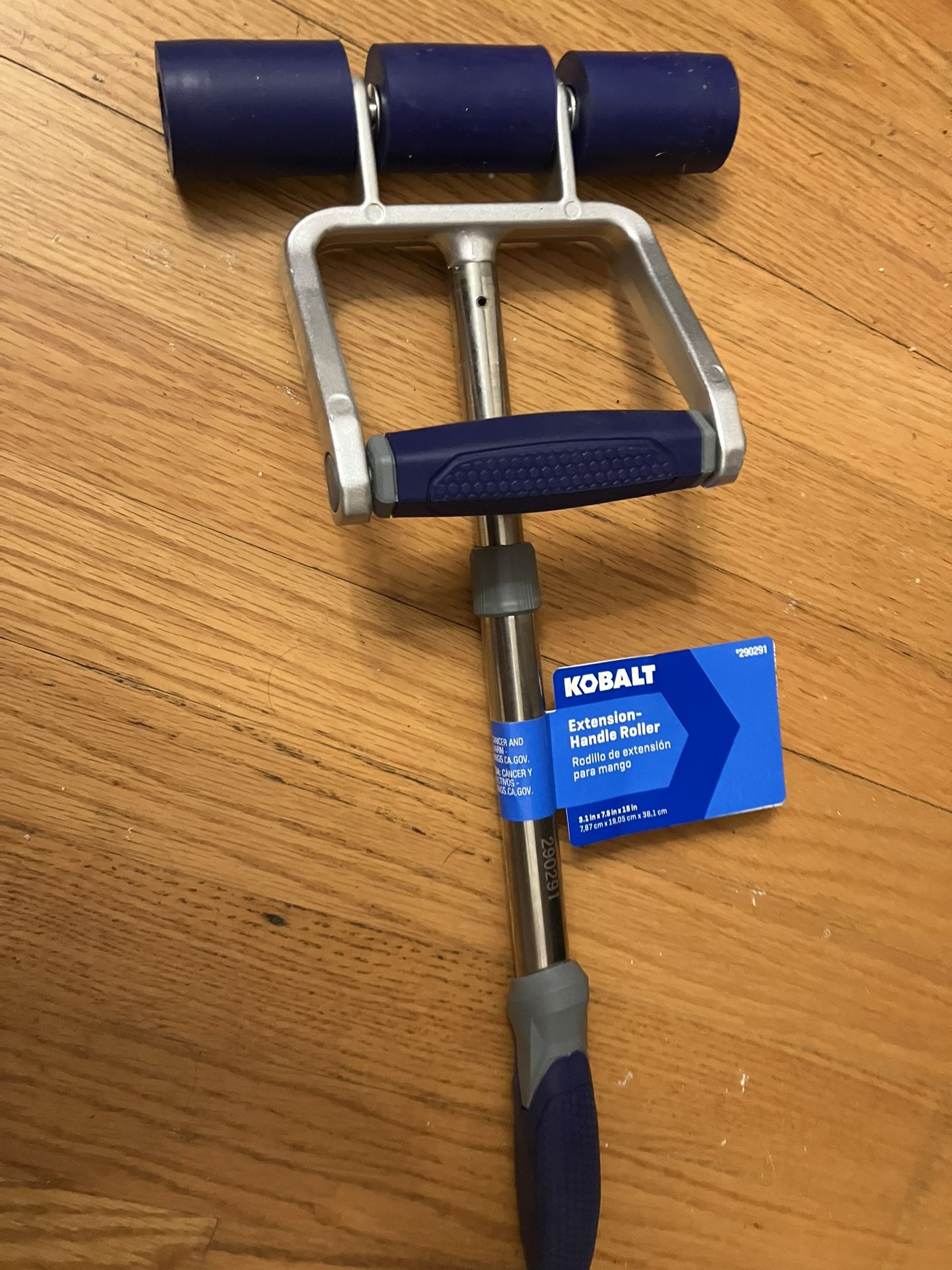 New adjustable hand roller for final flooring and laminate