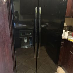 Refrigerator And Stove 