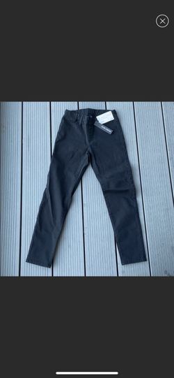 Uniqlo girls ultra stretch black skinny fit pants. Size 7-8 Hight 49-53” Waist 20-22 1/2”
